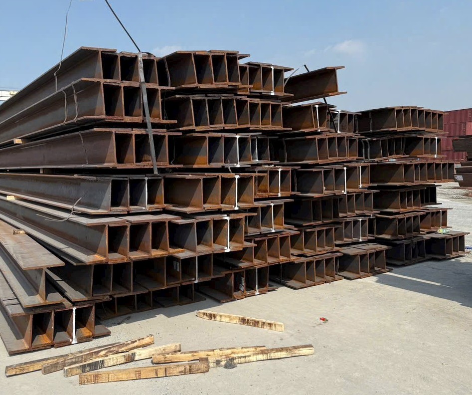 cho thu&ecirc; th&eacute;p h&igrave;nh tại Quảng Ng&atilde;i