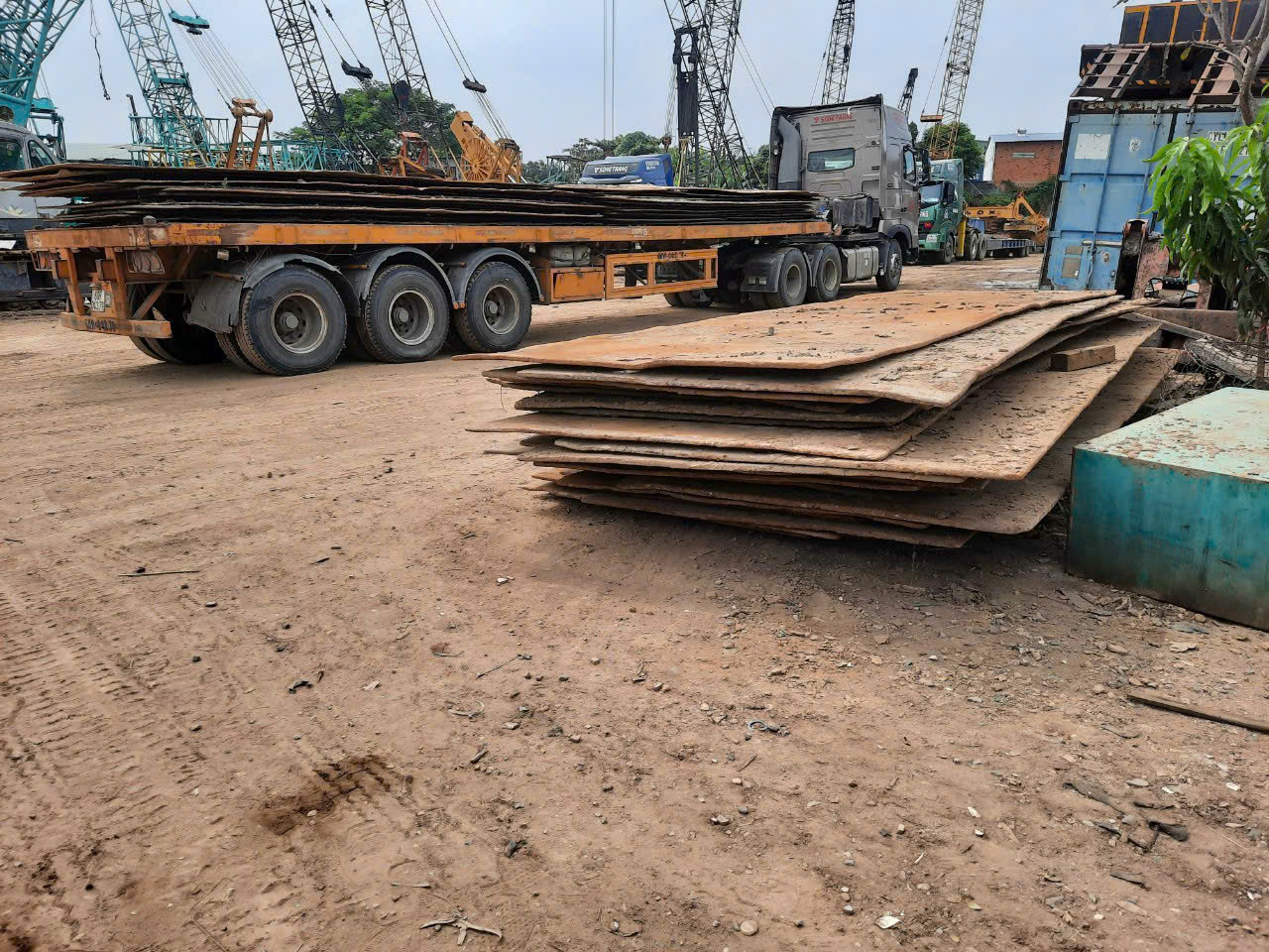 cho thuê tôn tấm rải đường chống lầy tại bình thuận