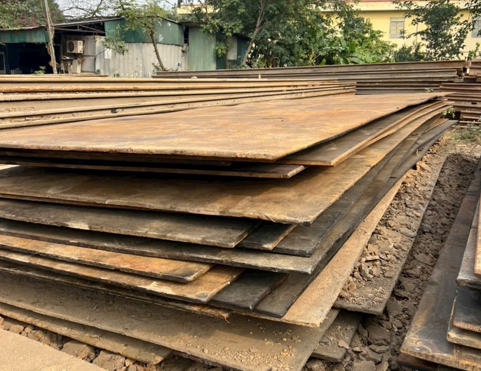 cho thuê tôn tấm rải đường chống lầy