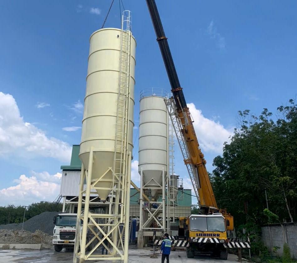 cho thuê xe cẩu kato tại tỉnh sóc trăng