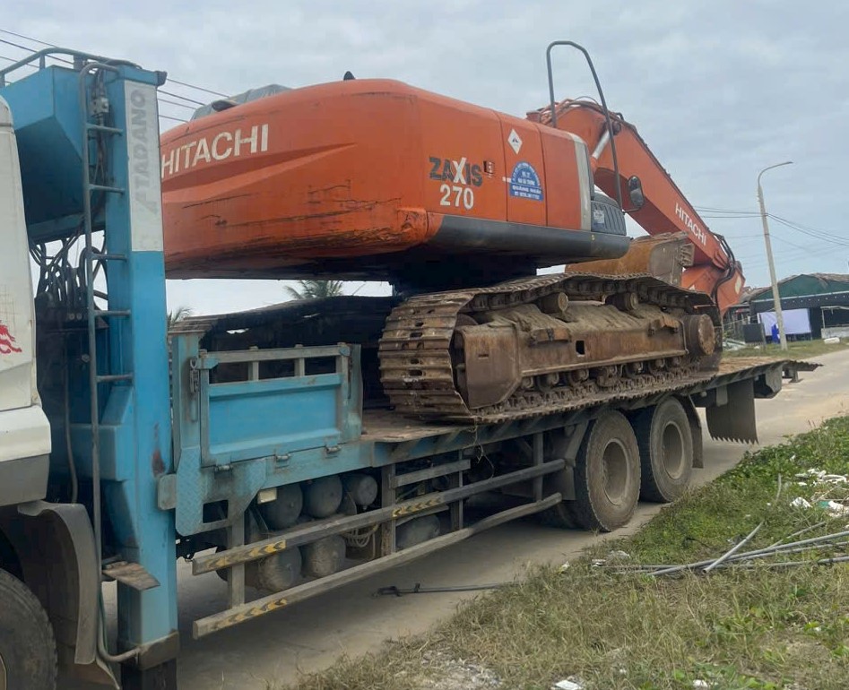 cho thuê xe cuốc cần thơ