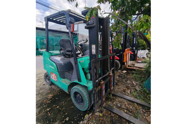cho thu&ecirc; xe n&acirc;ng h&agrave;ng b&igrave;nh thuận