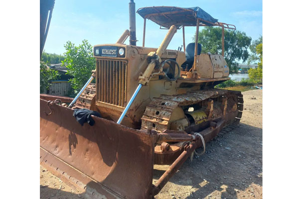cho thu&ecirc; xe ủi bạc li&ecirc;u