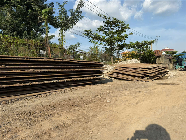 Cho thuê tôn tấm chống lầy Cà Mau