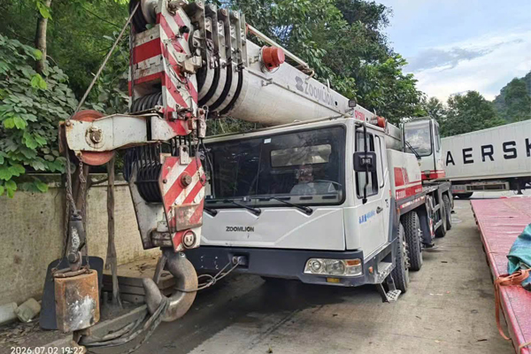 Cho thuê xe cẩu Kato Bạc Liêu