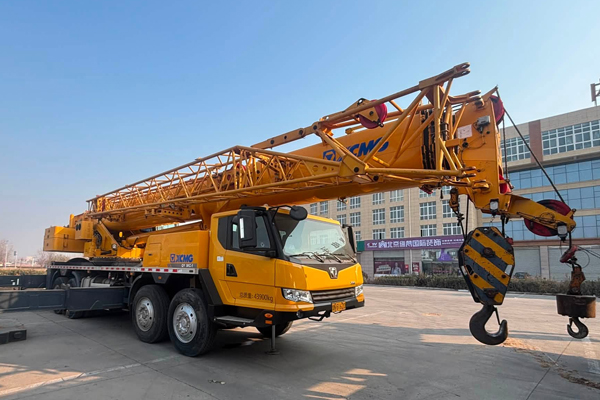Cho thuê xe cẩu Kato Quảng Nam