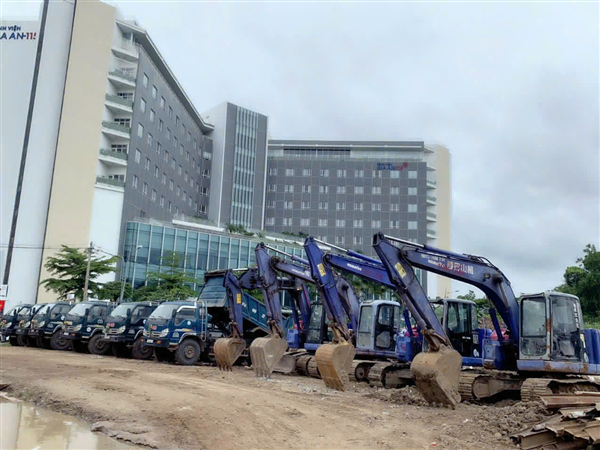 Cho thuê xe cuốc Lâm Đồng