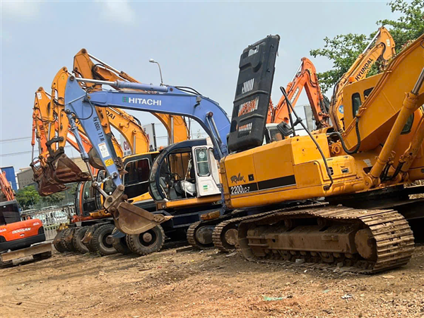 Cho thuê xe cuốc Tây Ninh