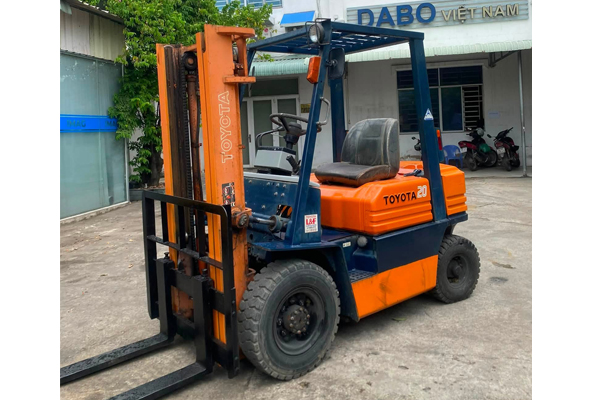 Cho thuê xe nâng hàng Bà Rịa Vũng Tàu