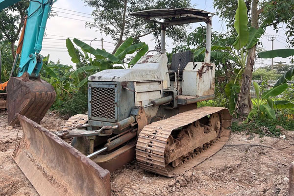 Cho thuê xe ủi Bình Thuận