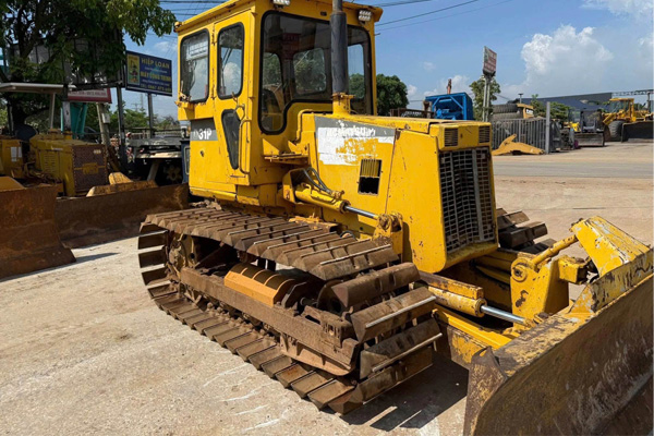 Cho thuê xe ủi Quảng Trị